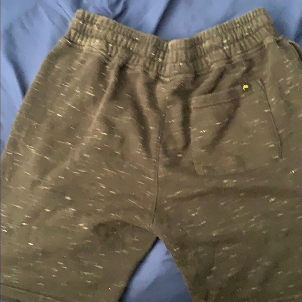 Short - Picture 2 of 4